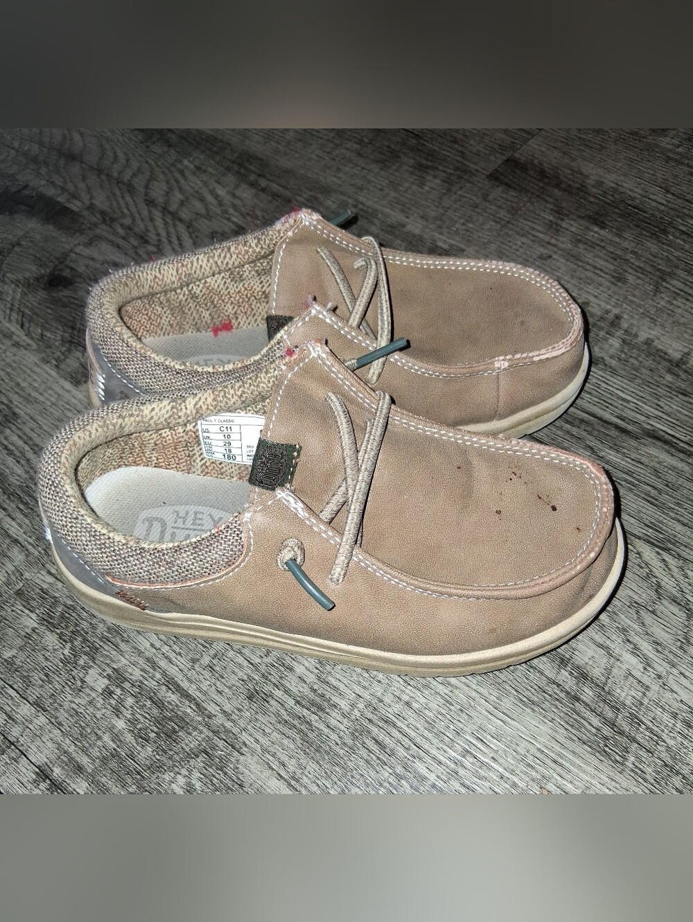 Hey Dude Boys Casual loafer shoes Size 11
